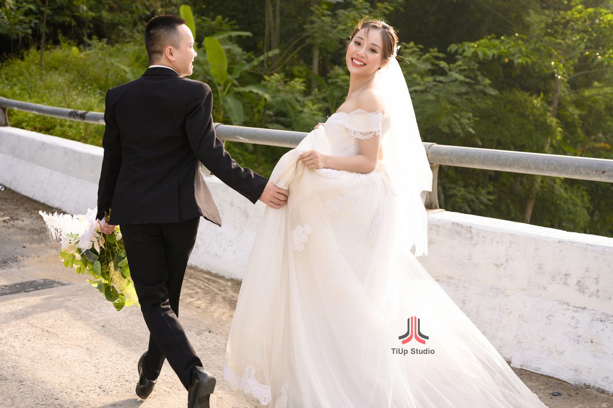 TiUp Studio Wedding