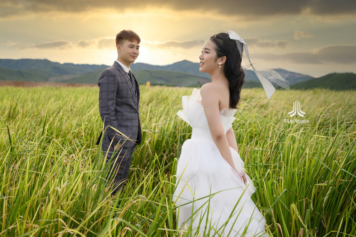 TiUp Studio Wedding