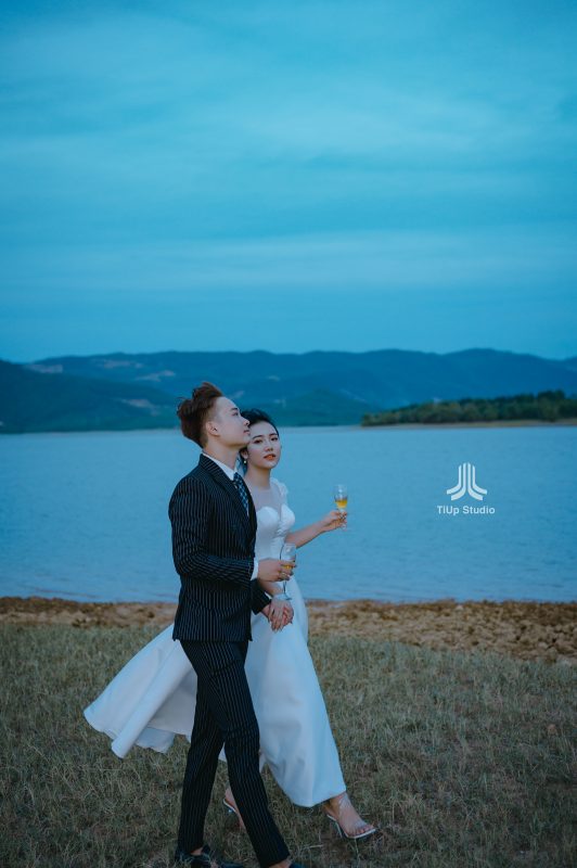 TiUp Studio Wedding