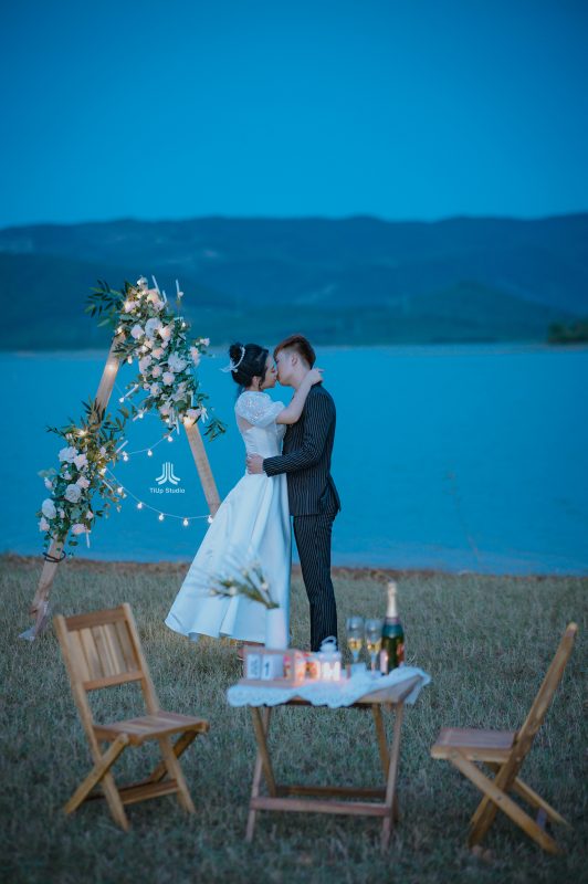TiUp Studio Wedding