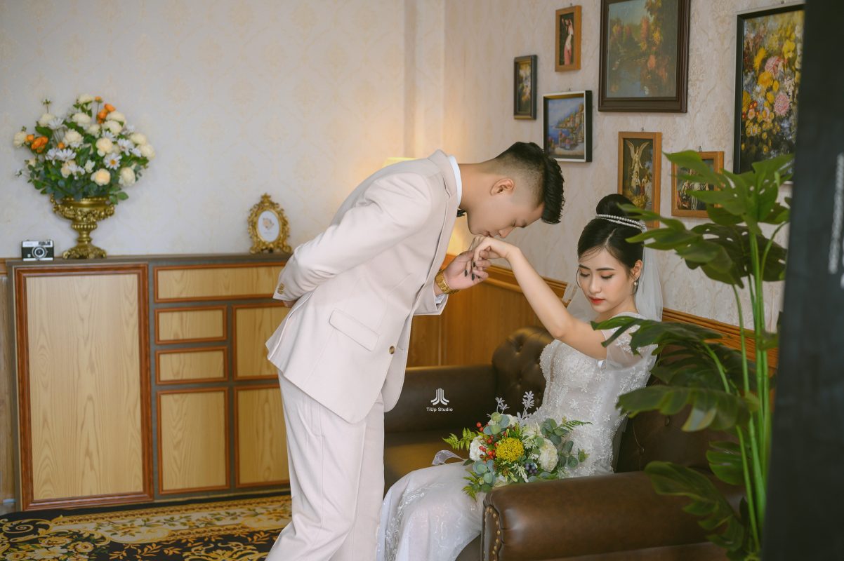 TiUp Studio Wedding