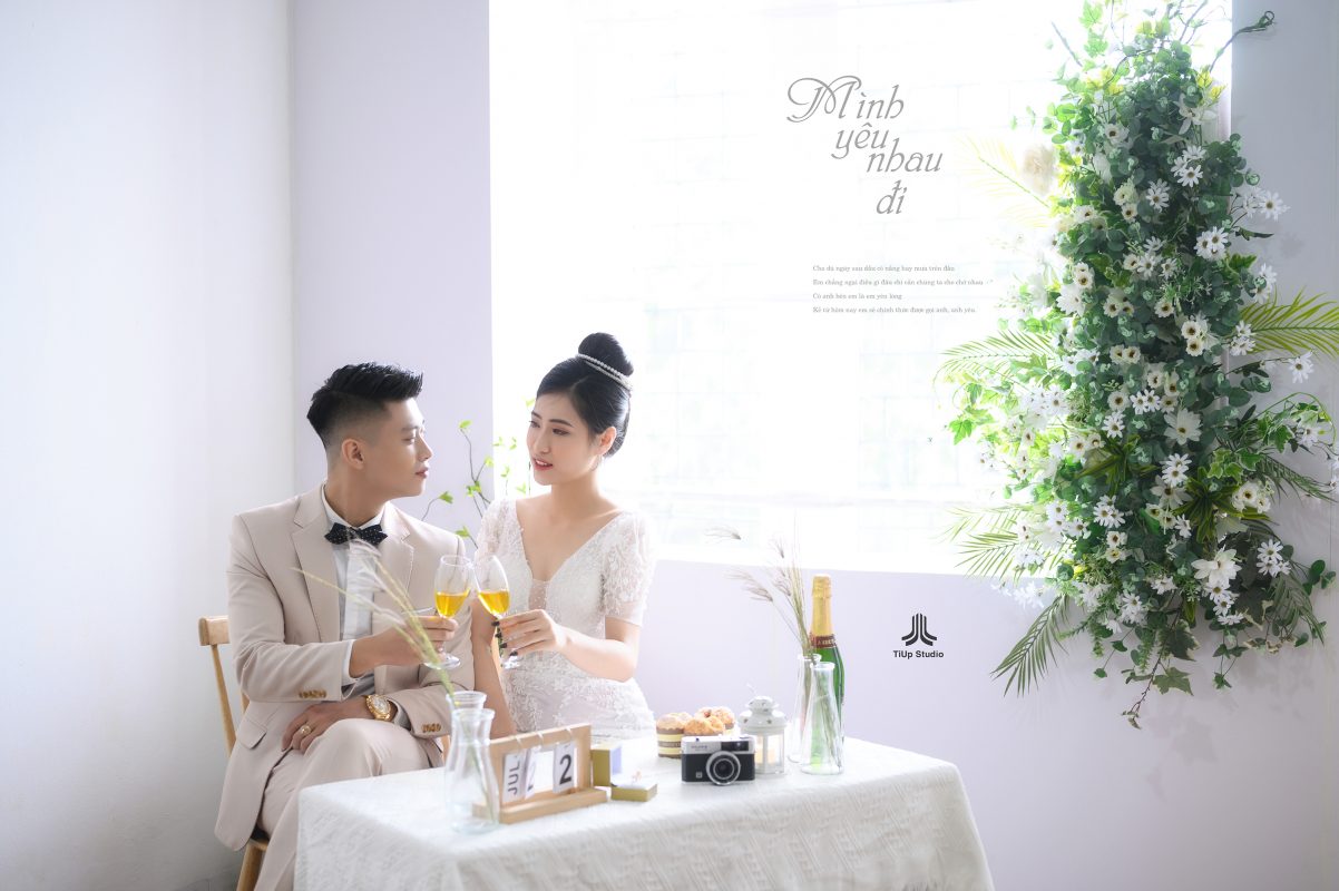 TiUp Studio Wedding