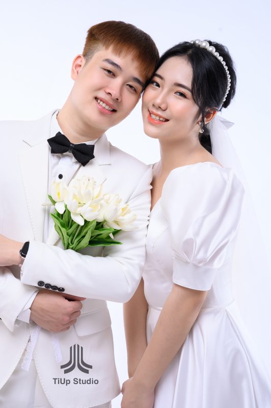 TiUp Studio Wedding