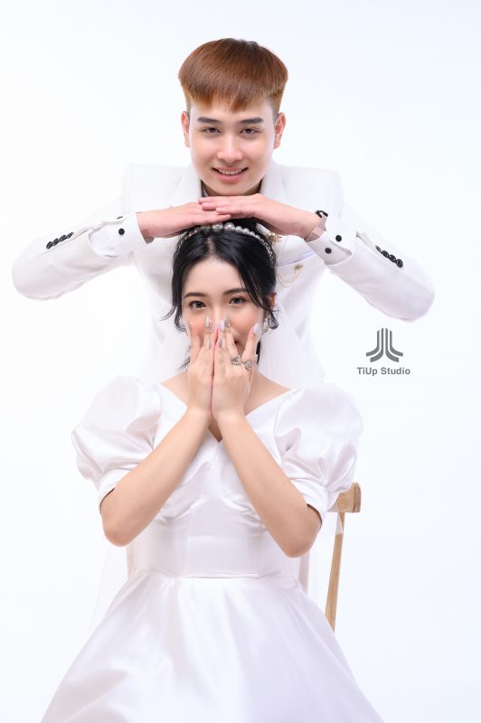 TiUp Studio Wedding