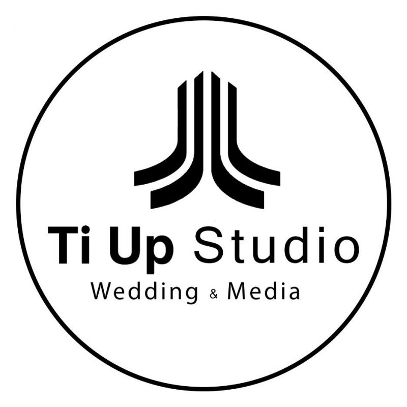 TiUp Studio Wedding